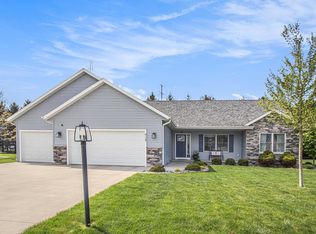 828 Ridgeview Dr, Goshen, IN 46526