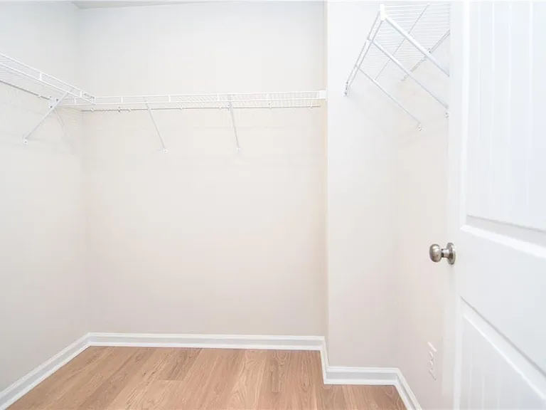 4553 High Ridge Ct — Photo 27