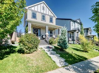 10 N Reunion Grv NW, Airdrie, AB T4B 0Z7