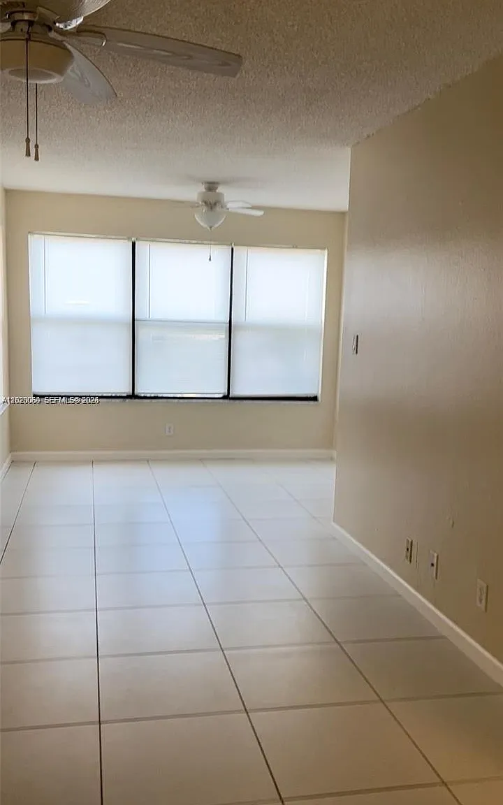 Sundance At Davie Condo — Photo 3