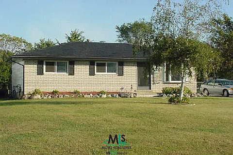 1st image of 48131 Pheasant Dr