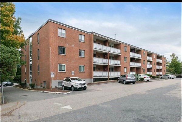 1st image of 179 Presidents Ln Unit 2D