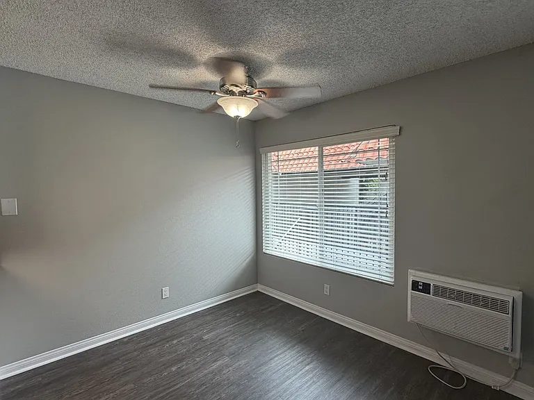 Tierra Palms Apartment Homes — Photo 112