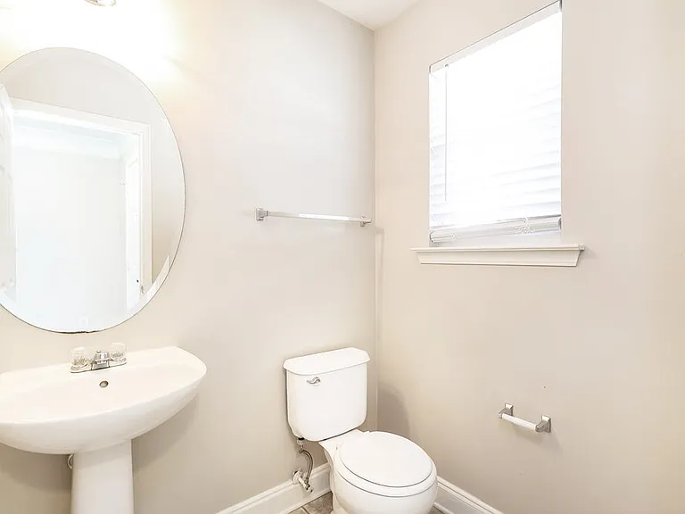 4500 Red Hook Rd — Photo 16