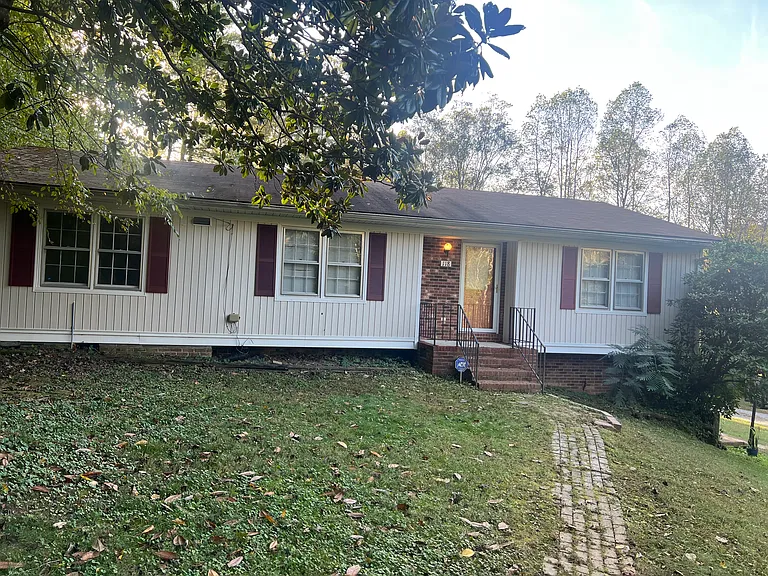118 Cool Spring Dr — Photo 13