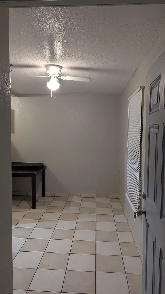 Building Photo - 4216 S Agnew Ave #9