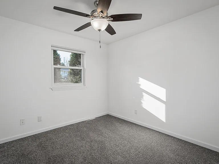 617 S Duchesne Dr — Photo 18