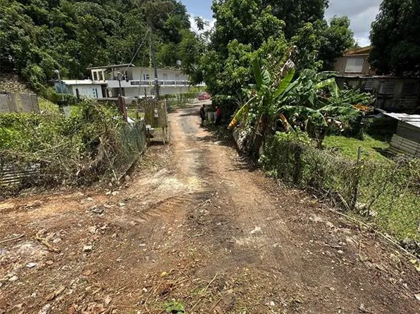 Carr 690 Bo Sabana Hoyos, Vega Alta, PR 00692