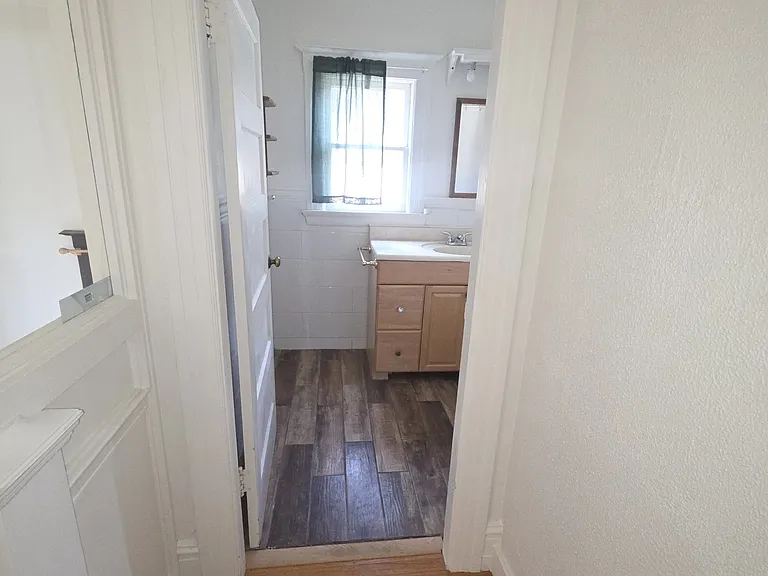 1329 Bonita Ave #A — Photo 8