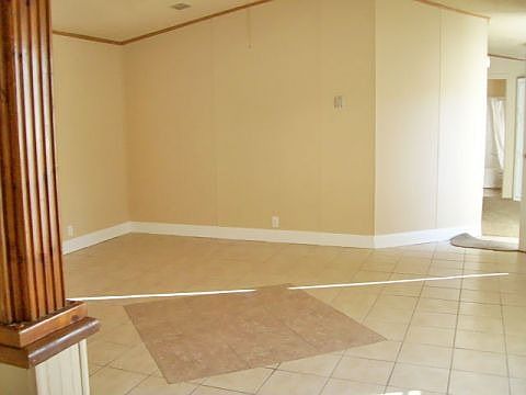 2nd image of 402 E Hwy 121 Trlr 667