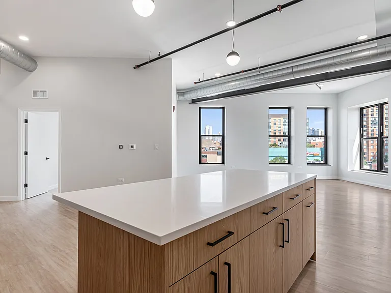 805 N. Milwaukee — Photo 1