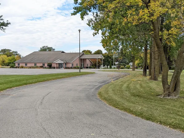 1759 W Youngs Ditch Rd, Bay City, MI 48708