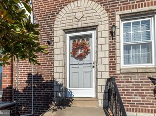 2943 Fanshawe St, Philadelphia, PA 19149