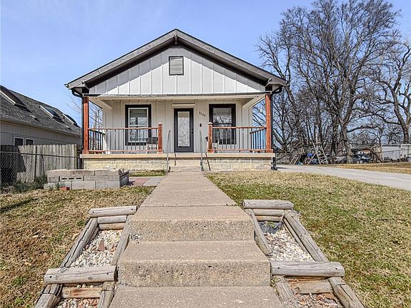 4th image of 1140 Orville Ave