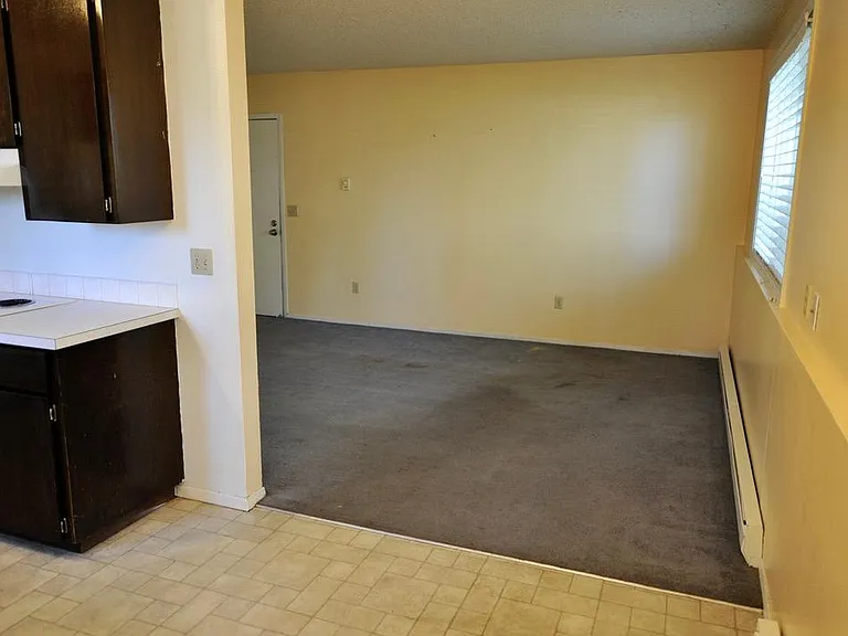 2201 N Spokane St #3 — Photo 12