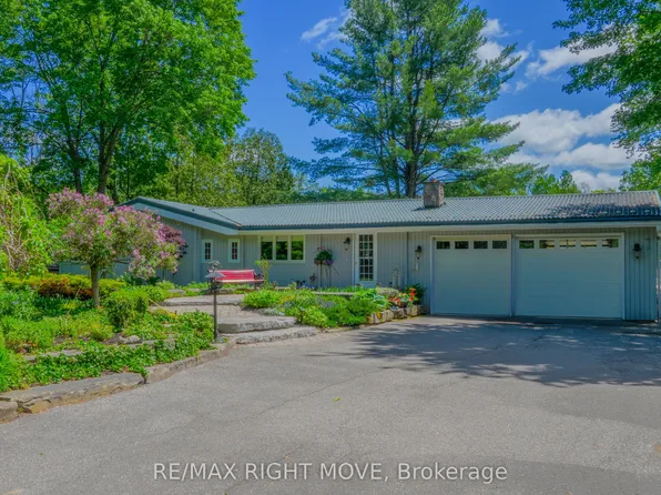 1092 Cowbell Ln, Gravenhurst, ON P0E 1N0
