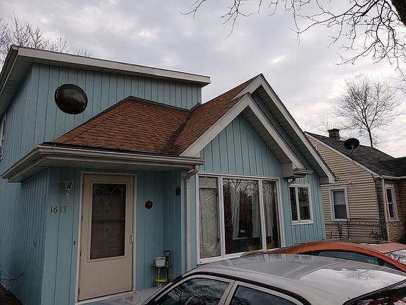 4th image of 1613 Round Lake Dr