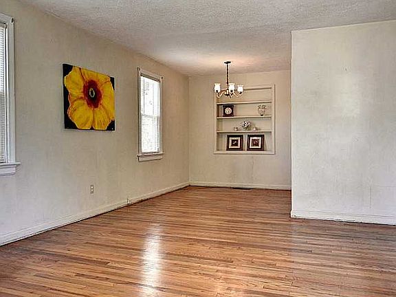 3rd image of 1158 Duncan Dr