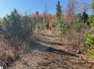 A9 E Kasson Rd #A9, Maple City, MI 49664