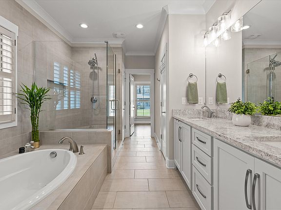 5th image of 8929 Grey Reed Dr