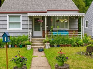 2944 Wolcott St, Flint, MI 48504