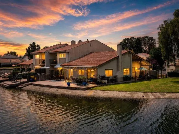 1691 E Pierside Ln, Camarillo, CA 93010
