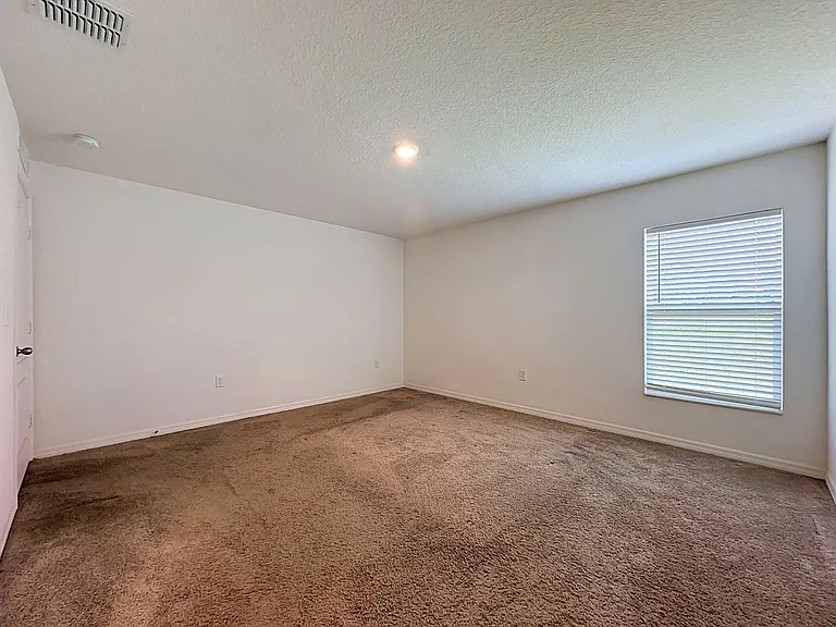 1407 Hillsborough Way — Photo 21