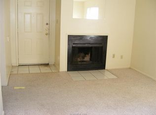928 Navidad St, Bryan, TX 77801