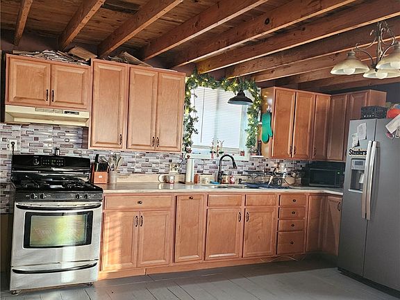 3rd image of 5001 Salt Works Rd