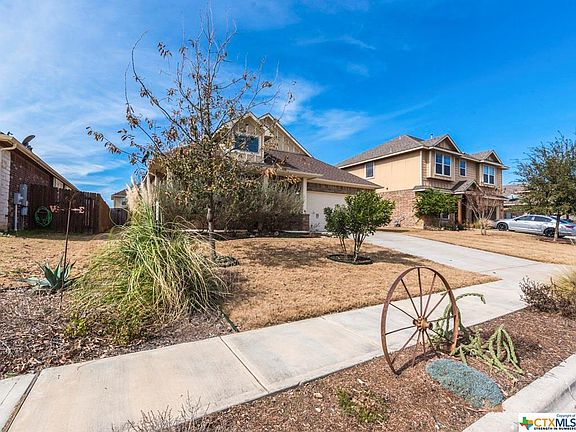 4th image of 619 Irvin Dr