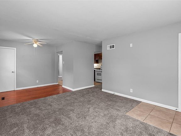 4th image of 1730 Mark Twain Dr