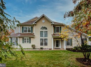 6 Hampton Ct #506, West Windsor, NJ 08550