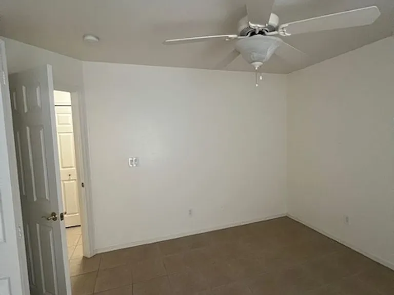 4325 N Plainsman Way — Photo 10
