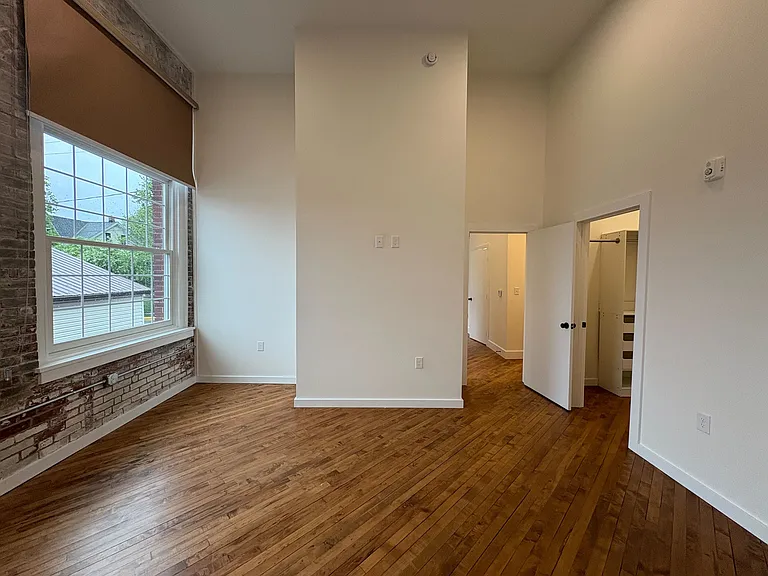 401 N Warren St #101 — Photo 17