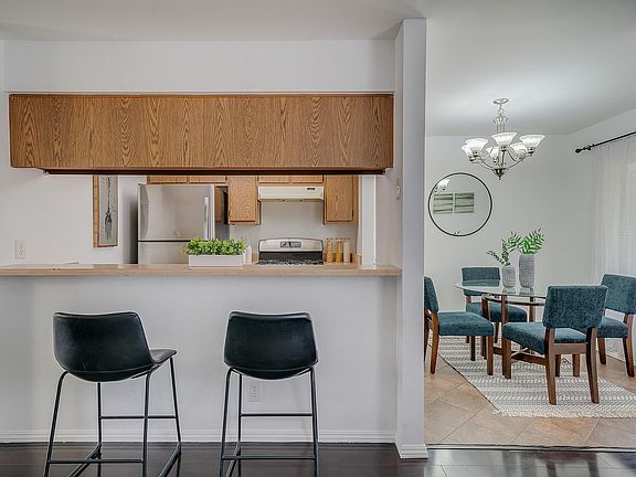 4th image of 2321 Highbury Ave APT 56