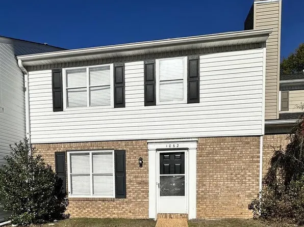 1062 Fairfax Dr, Tuscaloosa, AL 35406