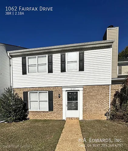 1062 Fairfax Dr Photo 1