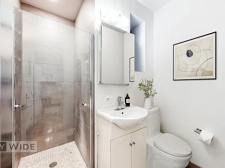 410 E 75th St #1C — Photo 6