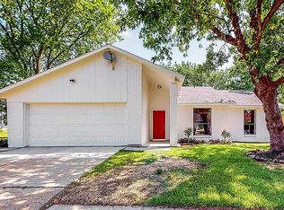 10407 Sagestar Ln, Houston, TX 77089