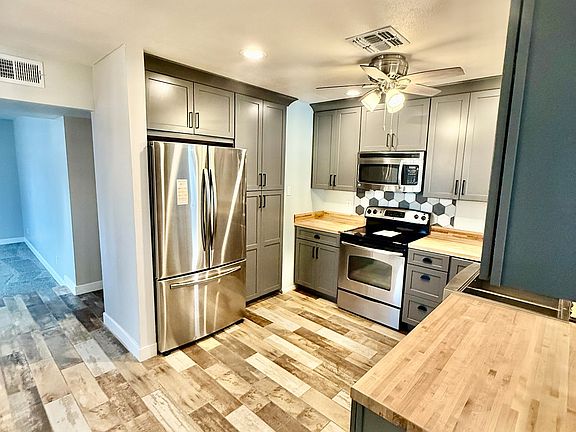 5th image of 17423 N 56th Ave