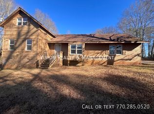 145 River Valley Dr, Carrollton, GA 30117