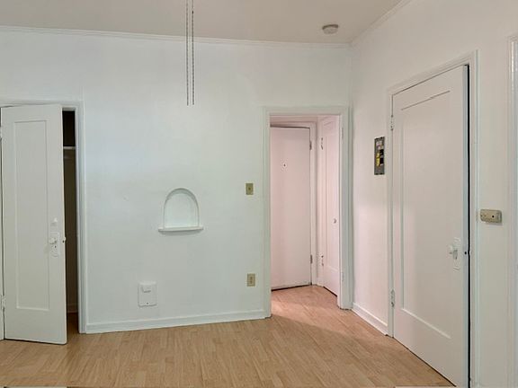 3rd image of 4300 Willow Brook Ave #11
