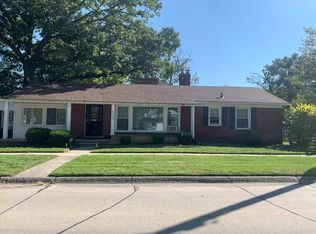 20405 Kingsville St, Harper Woods, MI 48225