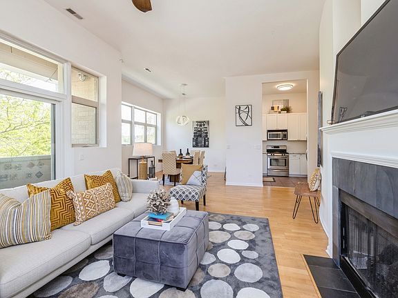 4th image of 5318 N Ravenswood Ave Unit 201