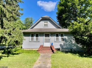 5303 Berkshire Valley Rd, Oak Ridge, NJ 07438