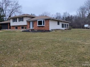 1440 Judd Rd, Saline, MI 48176
