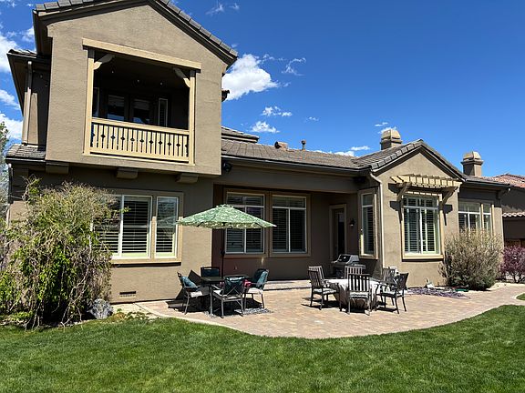 Top deck looks directly toward Mount Rose...gorgeous views.