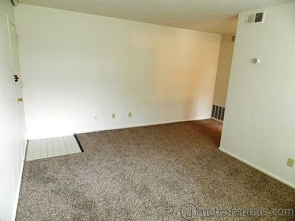 2nd image of 180 Clifton Ct APT 8