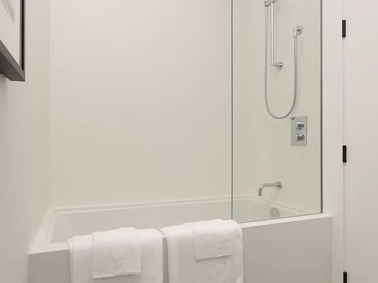 727 Grandview Dr N #101 — Photo 28