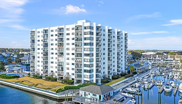 322 Causeway Dr #306 — Photo 3